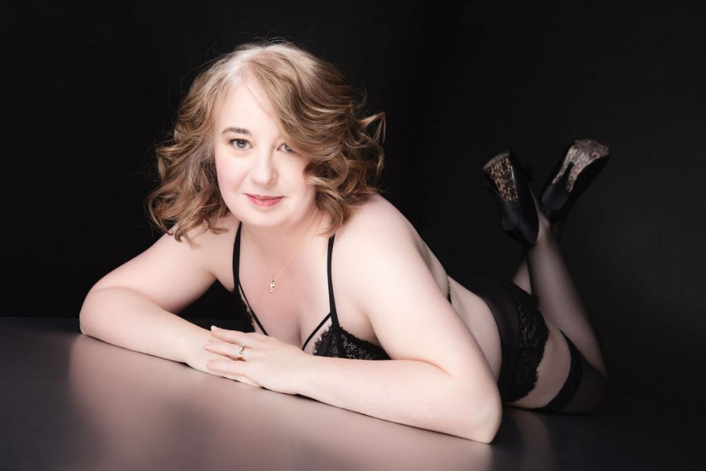 body positive boudoir shoot